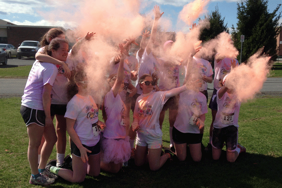 The+Color+Splash+run%2C+held+April+11%2C+raised+almost+%243000+for+the+Four+Diamonds+Fund.