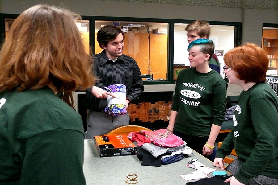 Junior Class Council Adviser, David Bigelow, instructs members of the Junior Class Council.