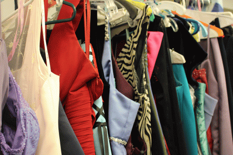 Say Yes to The (Free) Dress: Cinderella Shop open for Winter Ball