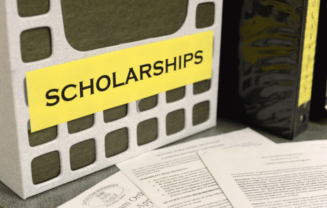 Carlisle High School offers many opportunities for help in applying for scholarships to its students. 