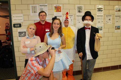 Costumes aren’t just for Halloween: Trick or Treat Tuesday (Photos)