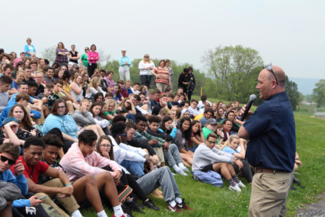 A stark reality: 2018 CHS mock car crash (Photos)
