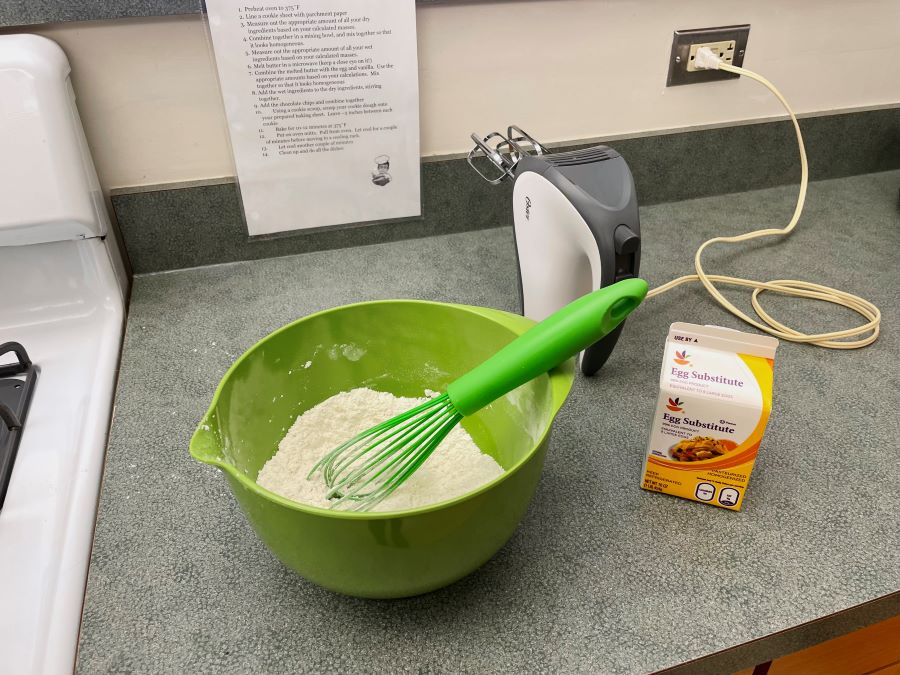 PERFECT PROPORTIONS: Students learned the importance of measuring for proper chemical reactions. 