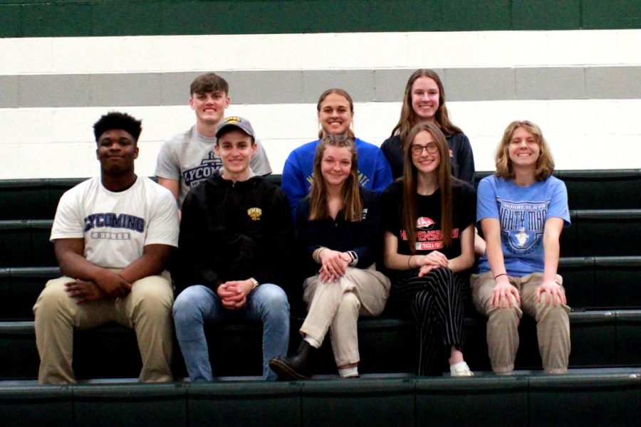 Congratulations+to+these+members+of+the+senior+class+as+they+signed+with+the+prospective+colleges+on+April+13%2C+2022.++
