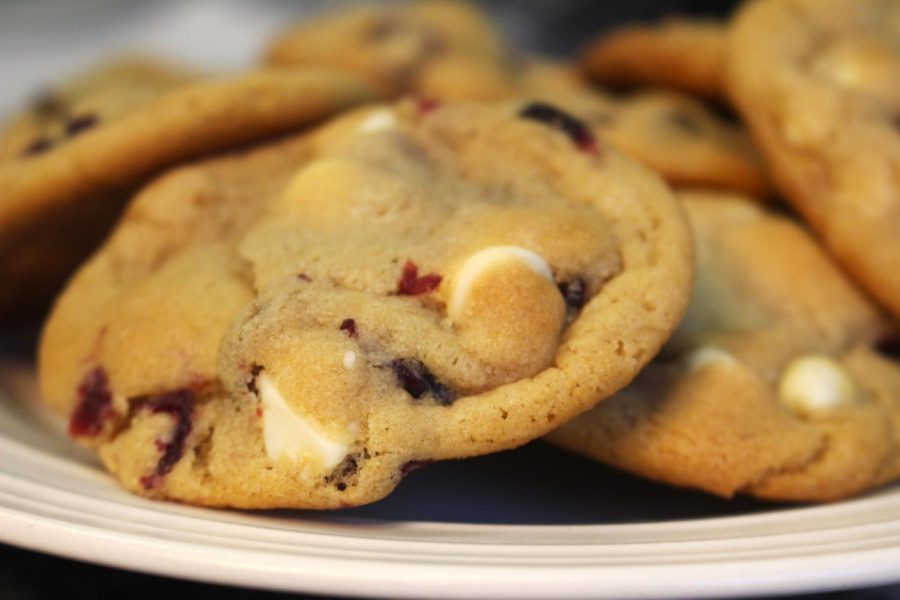 The chewiness of these cranberry white chocolate chip cookies along with the phenomenal blend of tangy and sweet flavors made these simple cookies a satisfying option. 