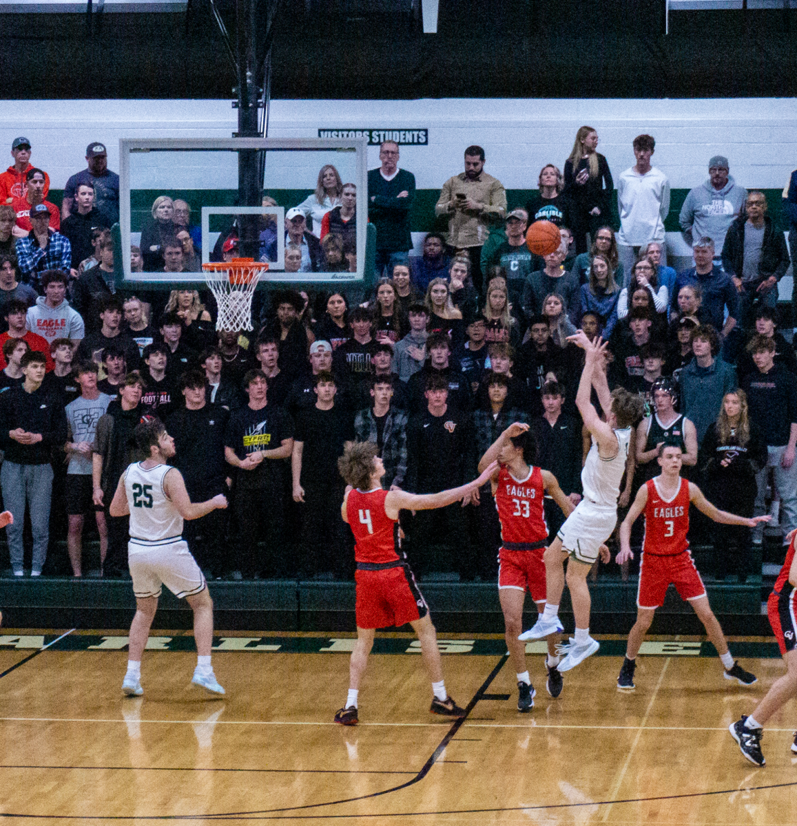 Parker Smith pulls up for a mid-range jumpshot.