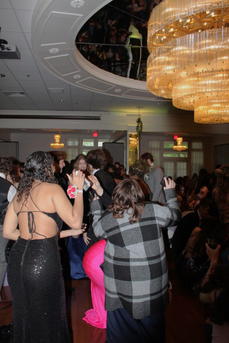 Seniors enjoying their prom night.