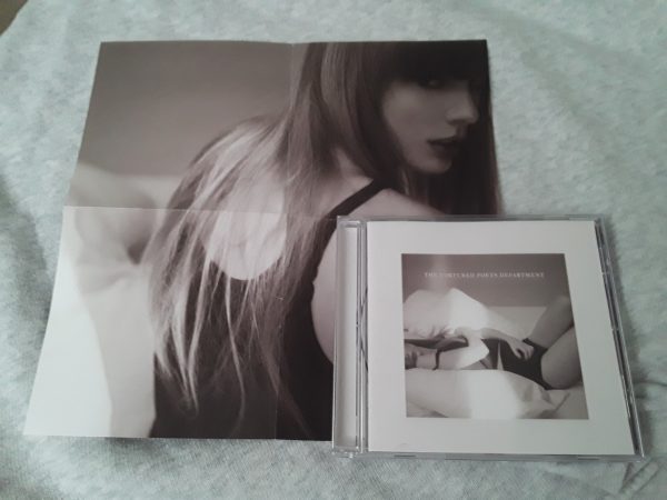 Swift's color scheme for the album is an thematically appropriate grey. 